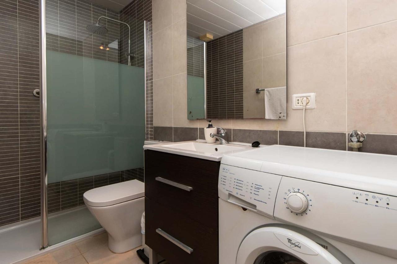 Park Santiago Iv 69 - Two Bed With Large South Facing Balcony *
