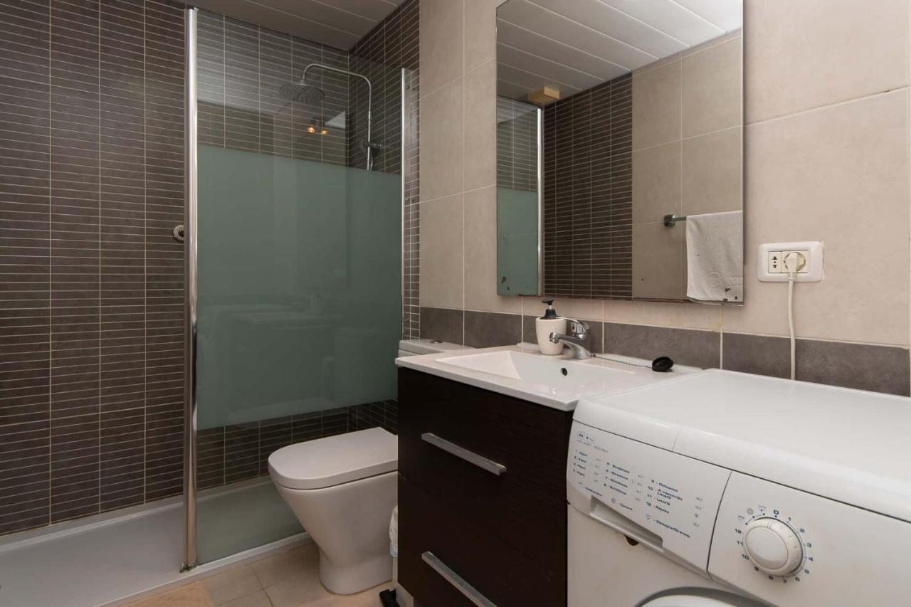Park Santiago Iv 69 - Two Bed With Large South Facing Balcony *