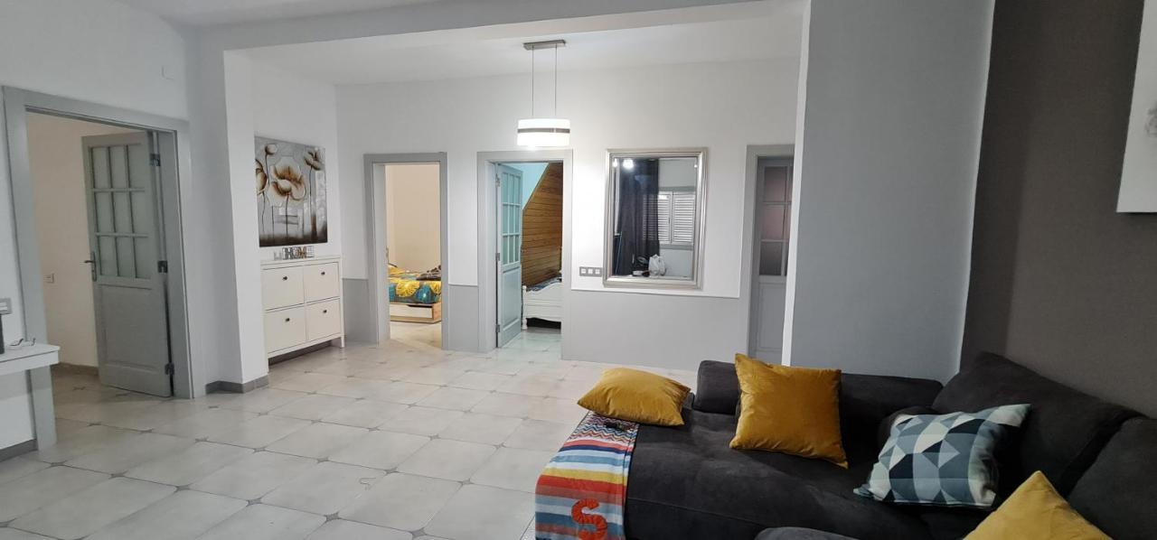 Casa Amplia Agradable Cómoda Y Muy Céntrica San Isidro (Tenerife)
