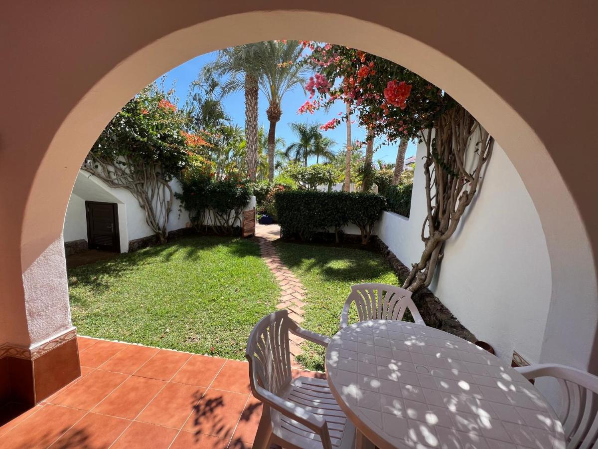 Villas And In A Popular Complex * Playa de las Americas (Tenerife)