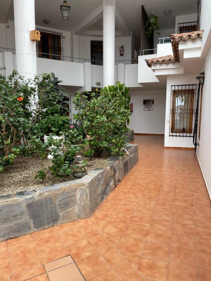 Apartment 1 Bedroom With Stunning Sea View