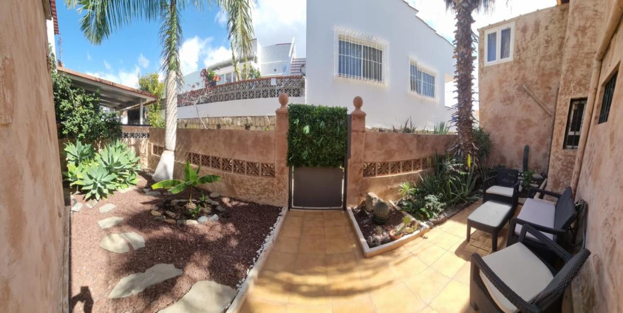 Villa Semi-detached Sea Views, Huge Terrace, Close