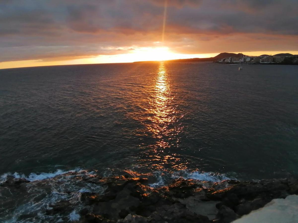 Maravilla 140 M2 - 3 Bedrooms, Heated Pool *