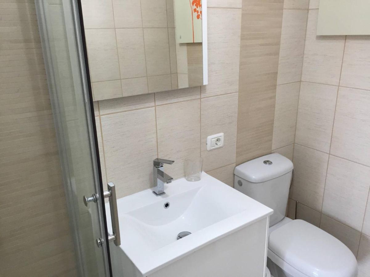 Delicious Cristianos,2bdr 2bathr Beachclose Los Cristianos (Tenerife)