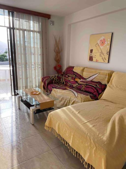 Apartment 1 Bedroom With Stunning Sea View Arona (Tenerife)