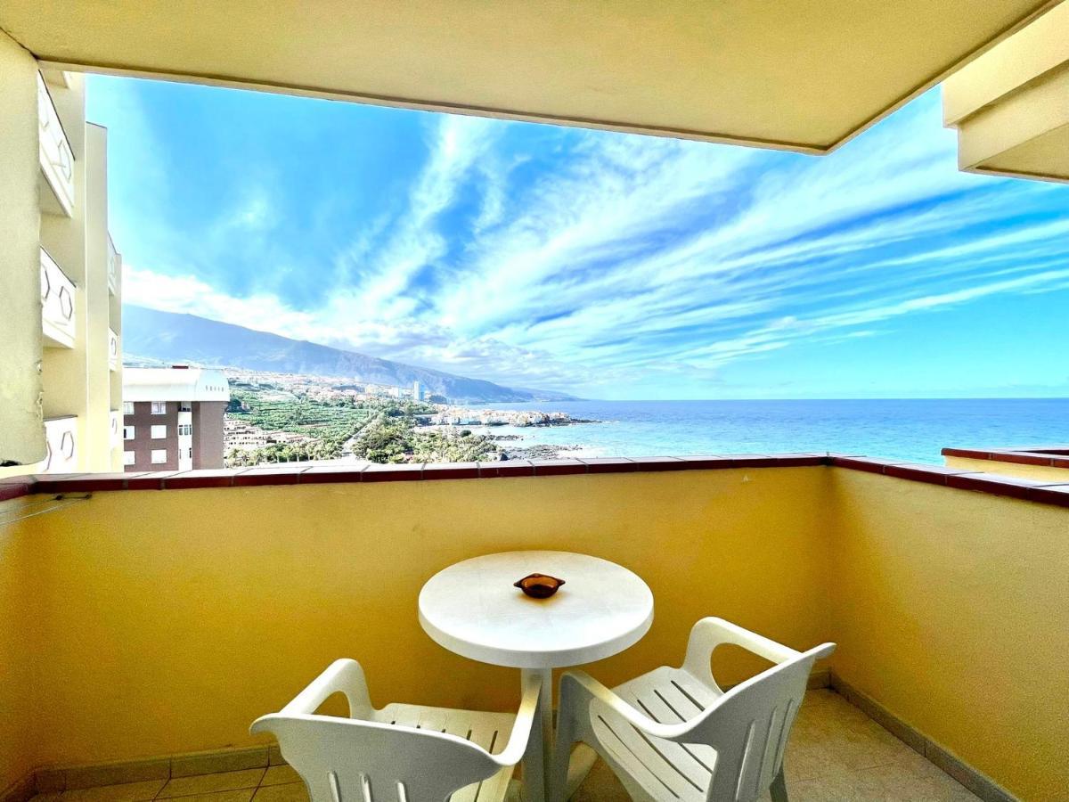 With Spectacular Views, Atlantic Ocean, Pool Y Free Wifi In All Common Areas Puerto de la Cruz (Tenerife)