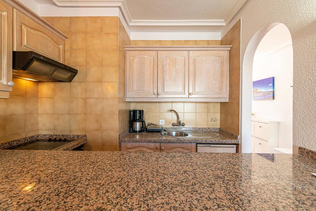 Con Balcón Y Vistas Al Mar - Golf Del Sur Apartamento *
