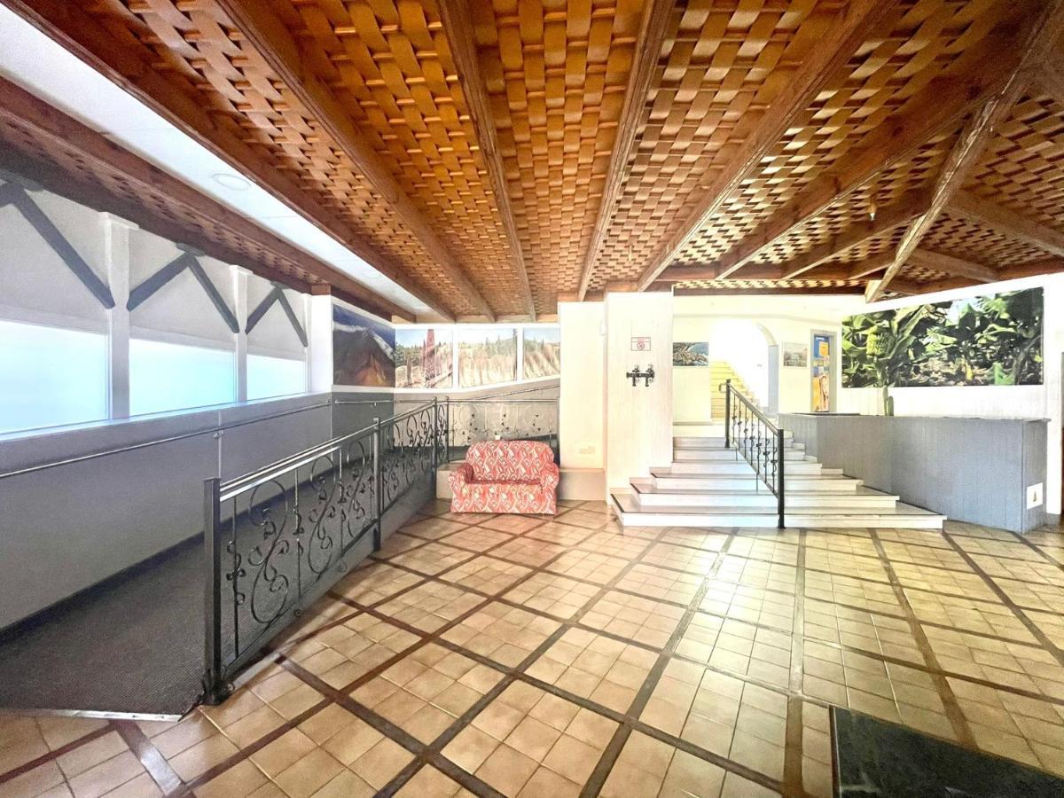 Appartement With Spectacular Views, Atlantic Ocean, Pool Y Free Wifi In All Common Areas Puerto de la Cruz (Tenerife)