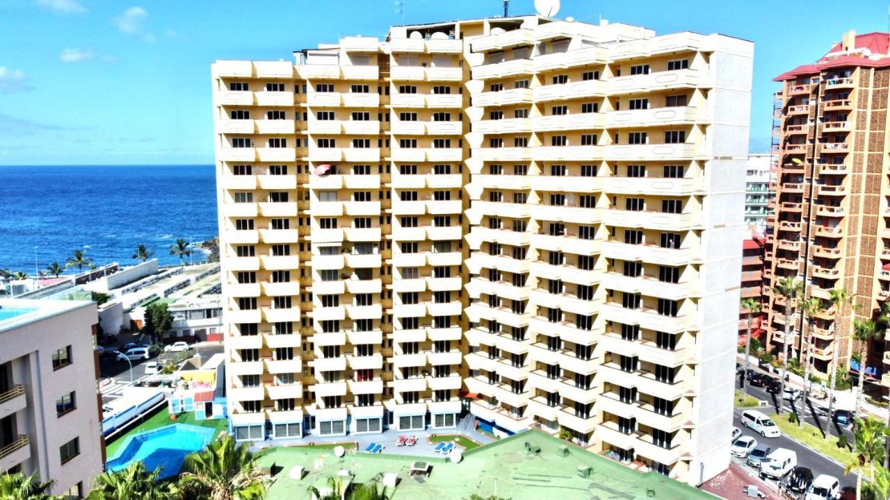 With Spectacular Views, Atlantic Ocean, Pool Y Free Wifi In All Common Areas Puerto de la Cruz (Tenerife)