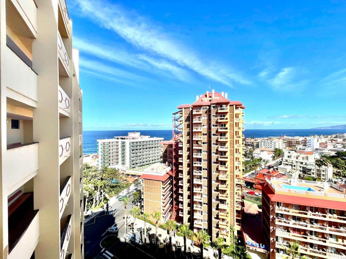 With Spectacular Views, Atlantic Ocean, Pool Y Free Wifi In All Common Areas Puerto de la Cruz (Tenerife)