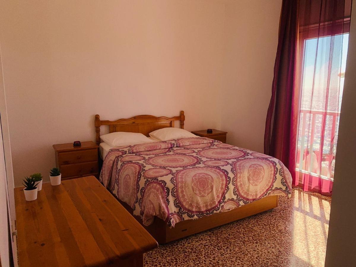 Abrigos Apartment, 2 Bedrooms. Amazing Sunset *