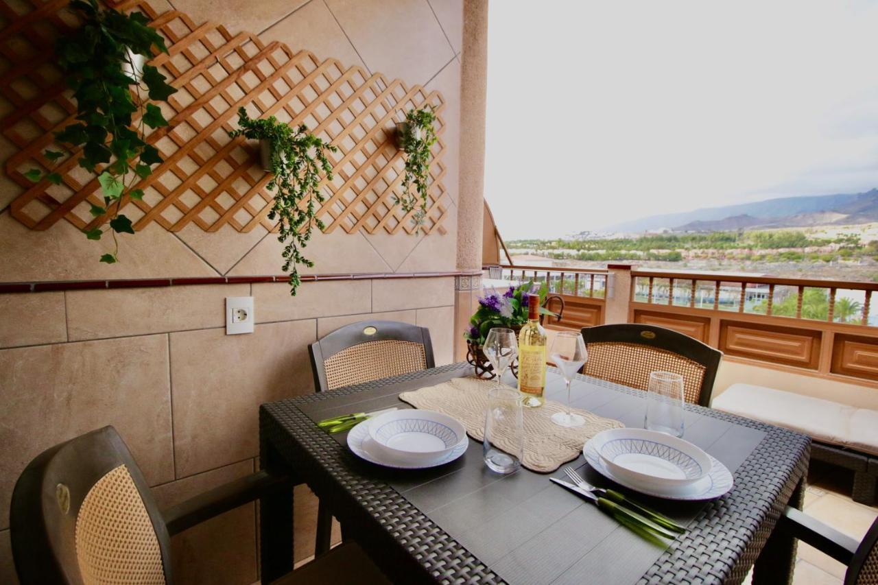 Ohana ático Avenida Chayofita Los Cristianos (Tenerife)
