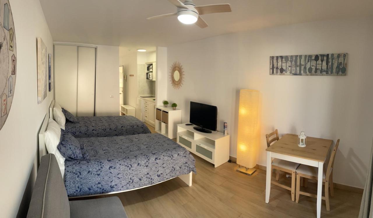 Castle Harbour Cristianos Beautiful With Pool View