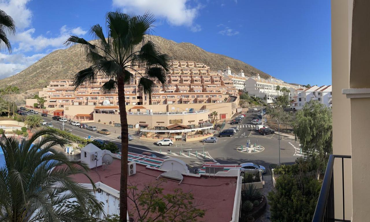 Castle Harbour Cristianos Beautiful With Pool View Apartamento Los Cristianos (Tenerife)