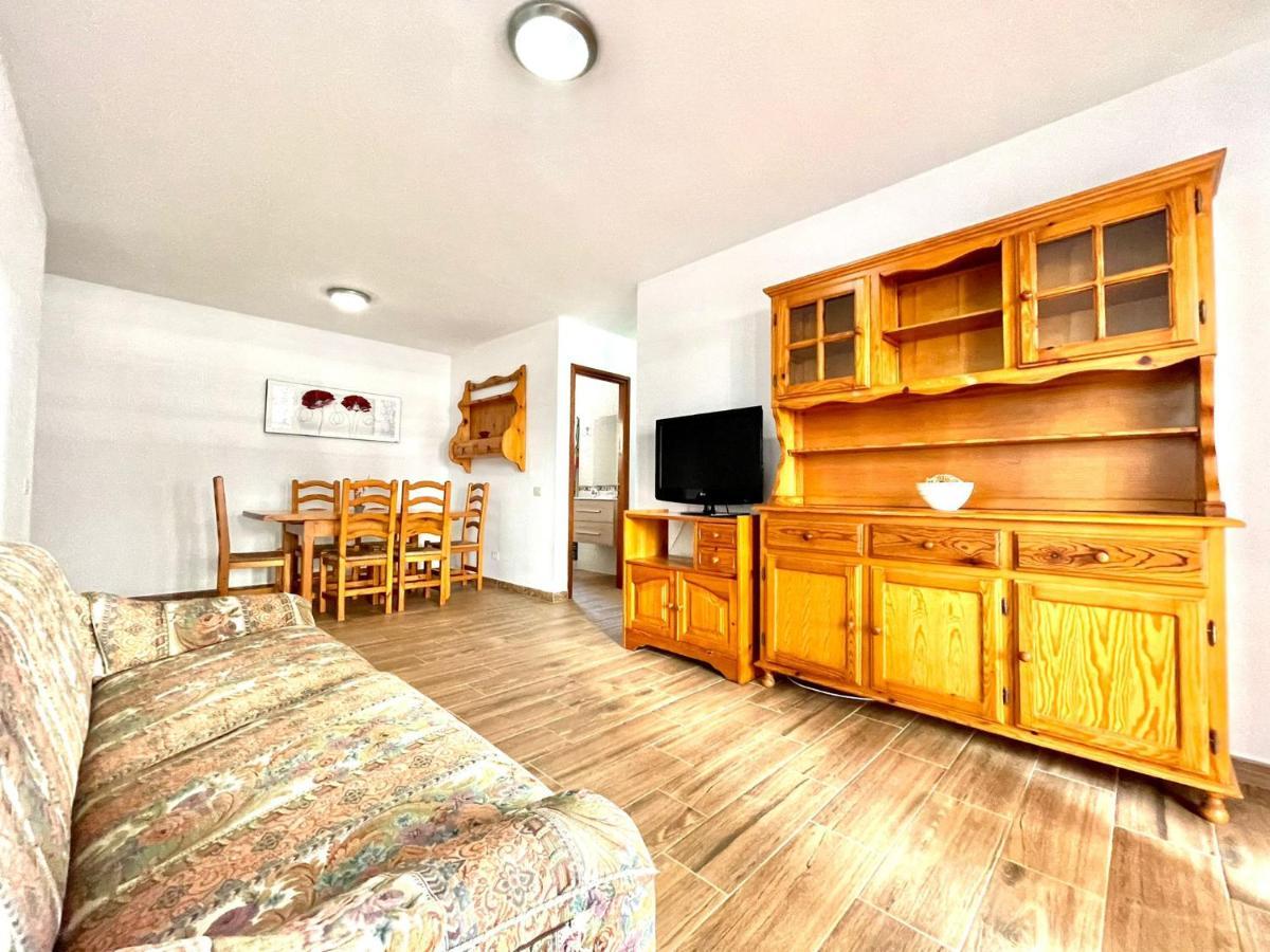 Apartment Urb. Palmeras Del Sur Con Piscina