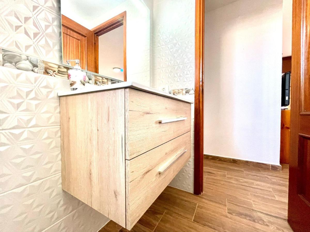 Urb. Palmeras Del Sur Con Piscina Apartment *