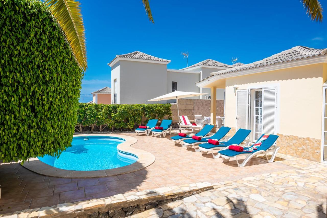 Beautiful Anna With Heated Pool Villa Costa Adeje (Tenerife)
