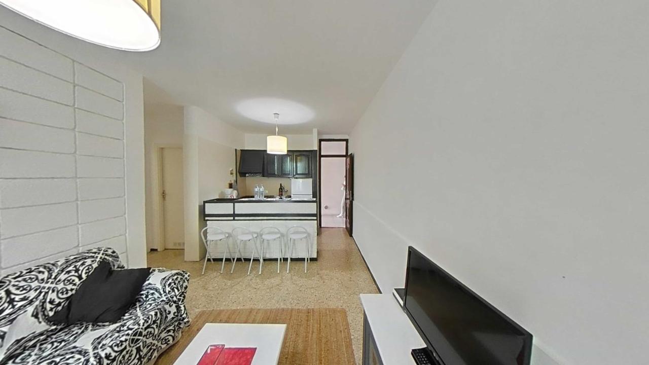 Apartment Apartamento Con Terraza Privada En Playa De Americas