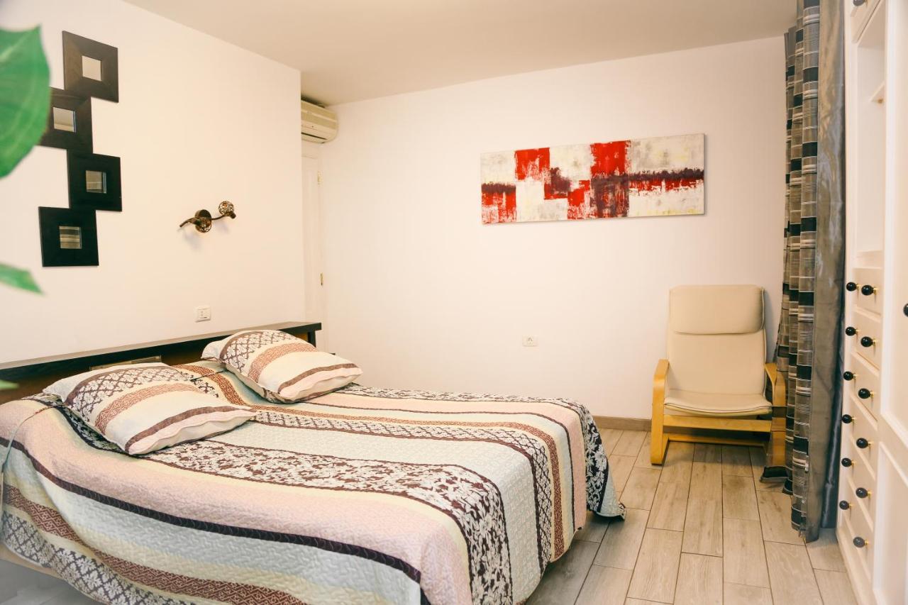 Appartement Europa 2 *