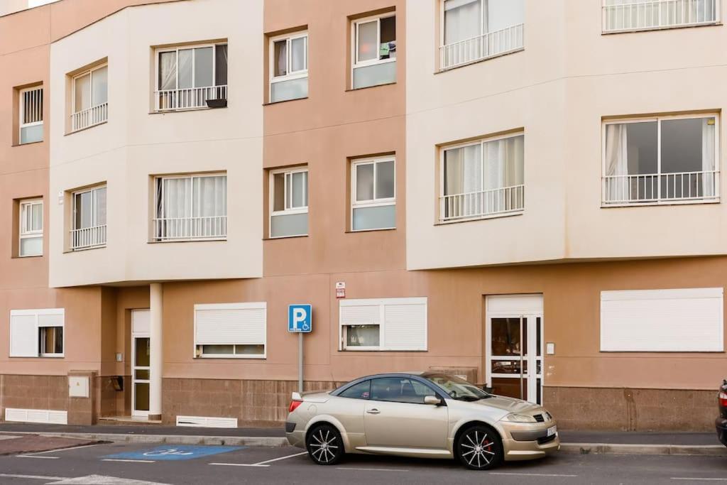 Mochiri - San Isidro (Tenerife)