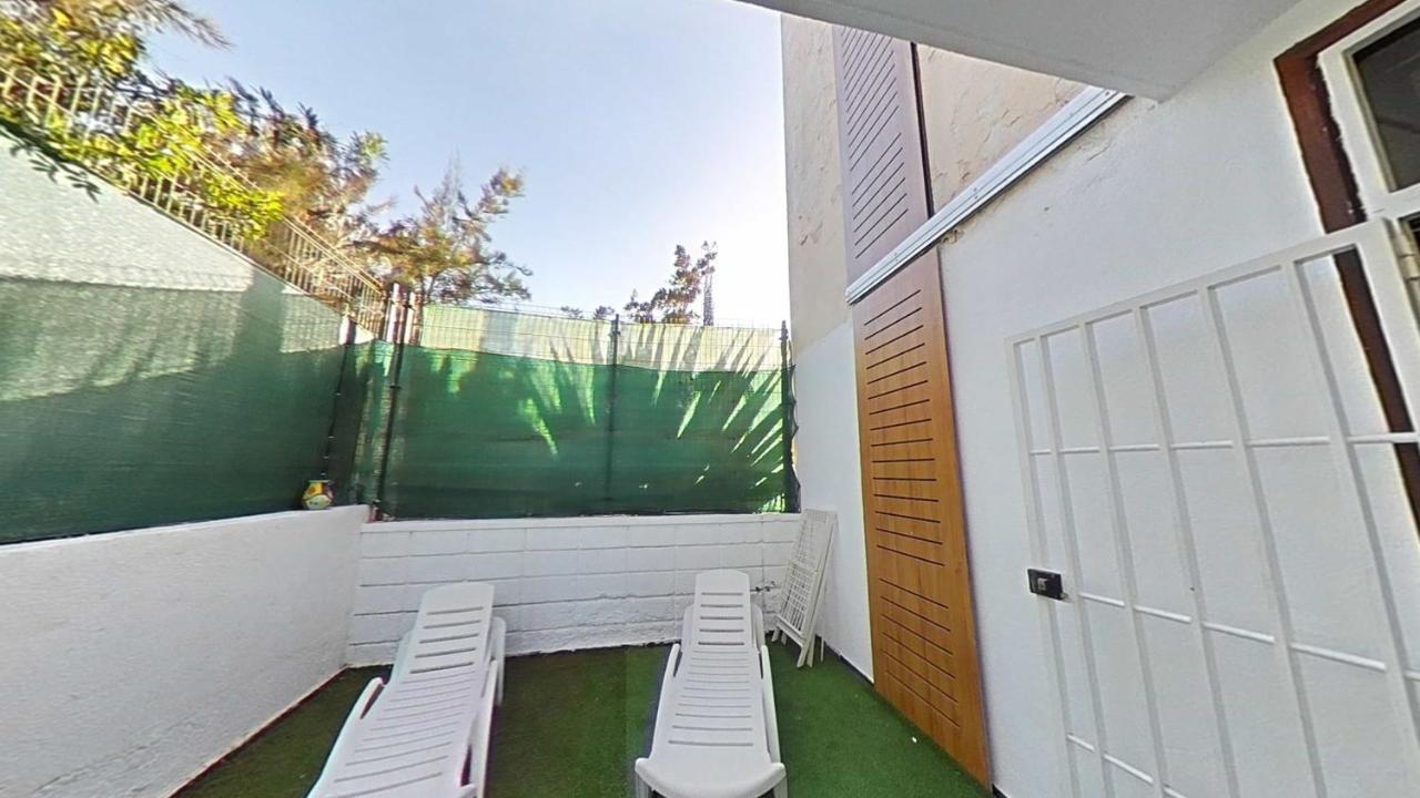 Apartamento Con Terraza Privada En Playa De Americas