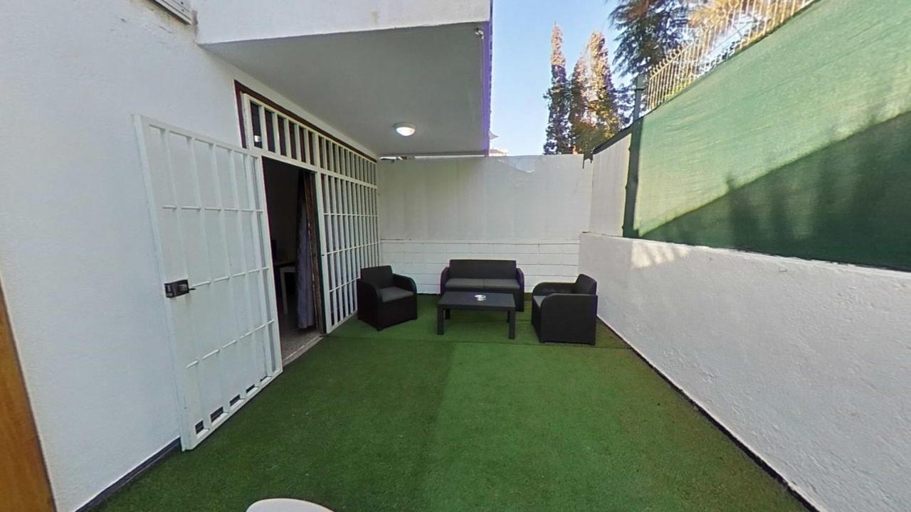 Apartamento Con Terraza Privada En Playa De Americas