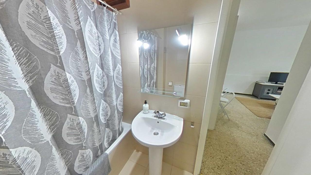 Apartamento Con Terraza Privada En Playa De Americas Apartment *