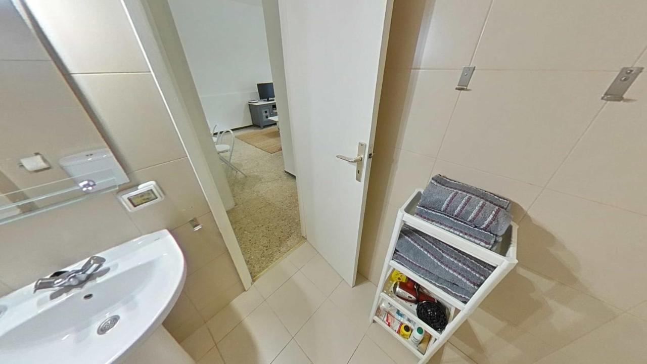 Apartamento Con Terraza Privada En Playa De Americas Apartment *