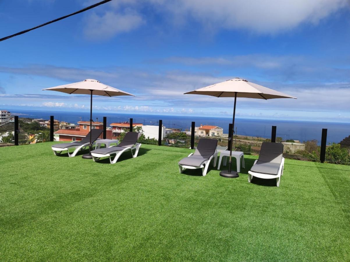 Casa Piramide 3. Terraza Wifi Y Parking Privado Hébergement de vacances
