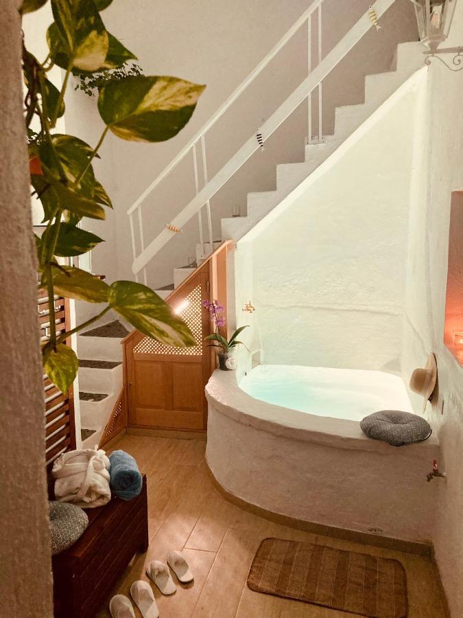 Casa Dora: Tradicional Y Al Borde Del Mar. * Poris de Abona