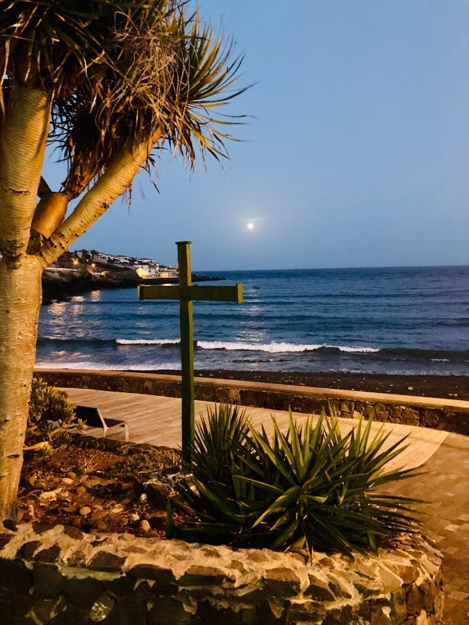 Casa Dora: Tradicional Y Al Borde Del Mar. Holiday home *