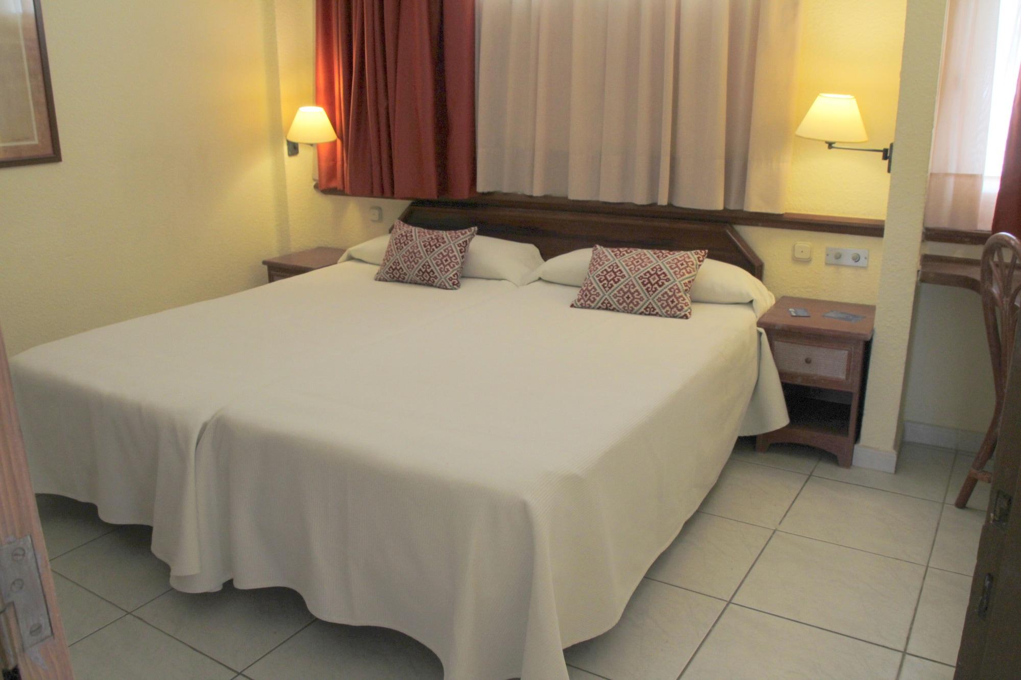 Hovima Atlantis 4* Costa Adeje (Tenerife)
