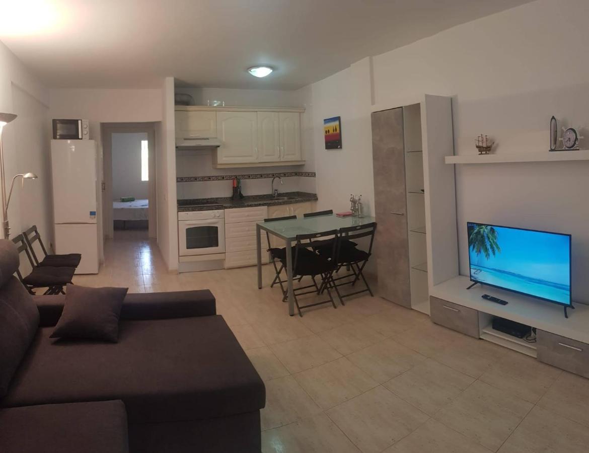Playa Fanabe Oasis Dakota Apartment