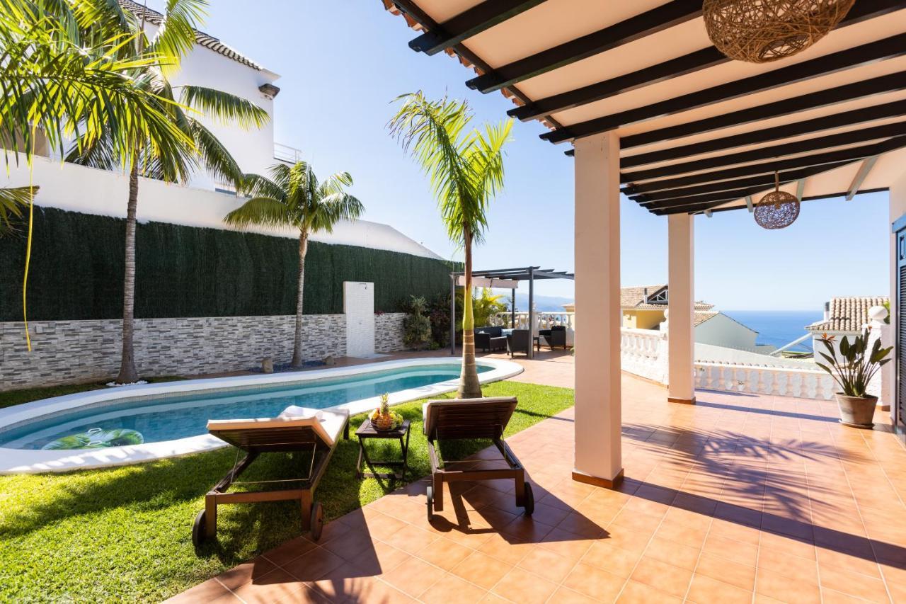 Villa Home2book Design Asian Sabina, Heated Pool & View *