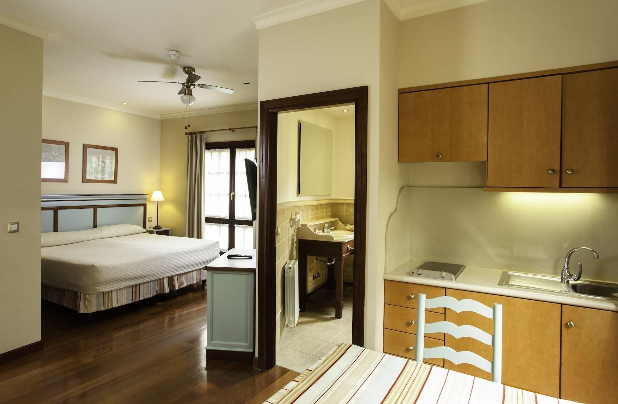 Laguna Nivaria & 4* La Laguna (Tenerife)