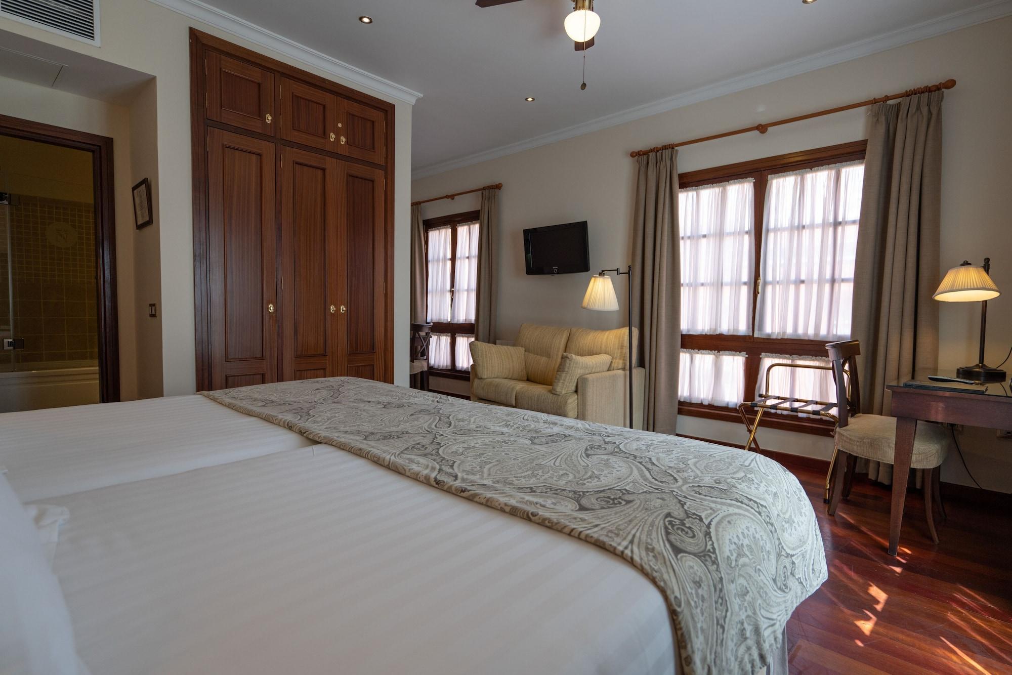 Laguna Nivaria & 4* La Laguna (Tenerife)