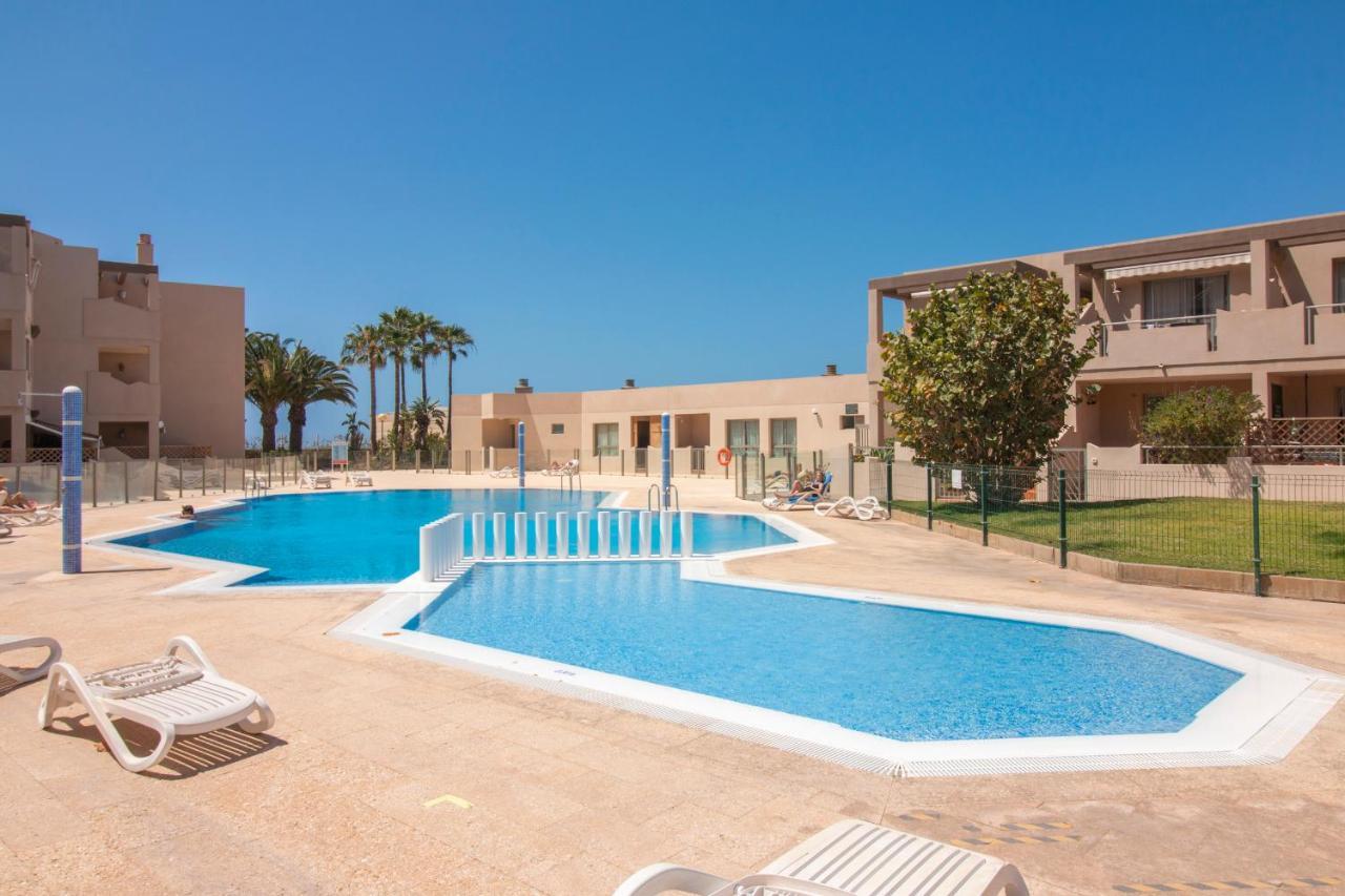 Homeforguest Apartamento En La Tejita Con Piscina, Terraza Y Wifi Granadilla De Abona