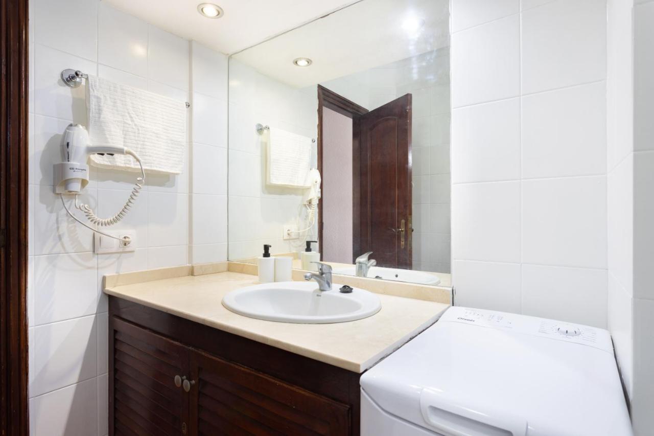 Apartment Oceanfront Tenerife South Abatros 214b