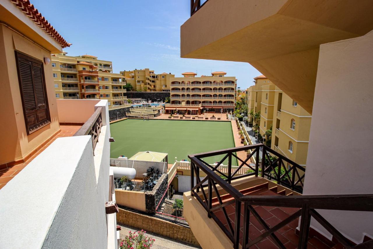 On Floor With Heated Pool In Golf Del Sur San Miguel de Abona