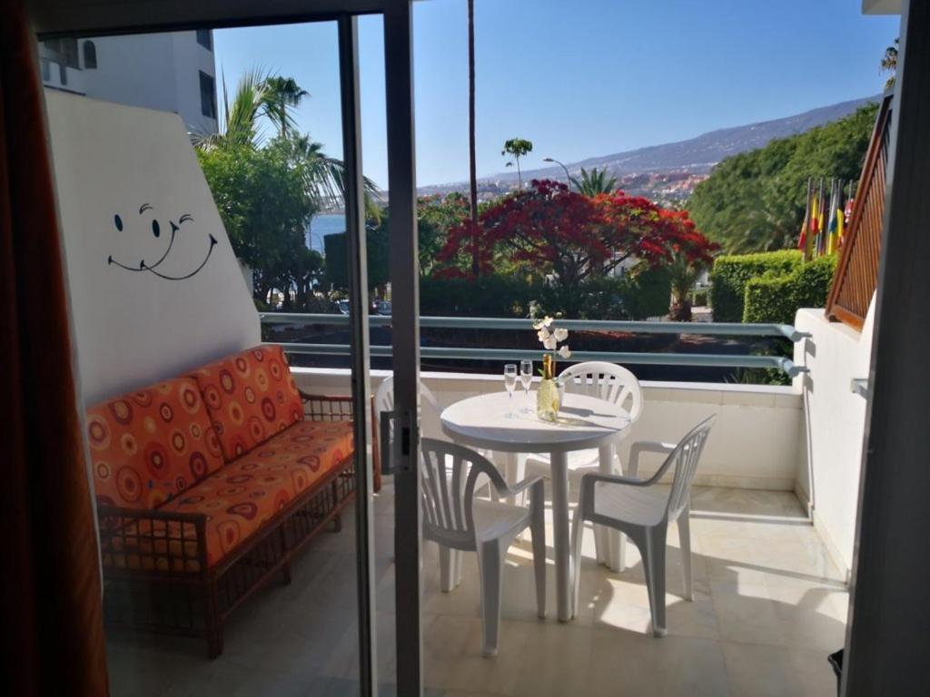 Club Atlantis 160 - Playa De Americas Appartement
