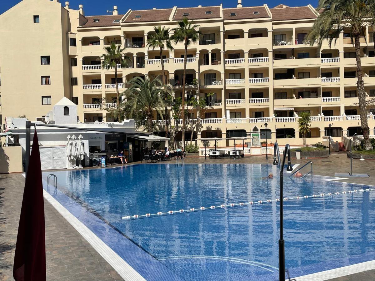 Castle Harbour Cristianos Beautiful With Pool View Apartamento Los Cristianos (Tenerife)