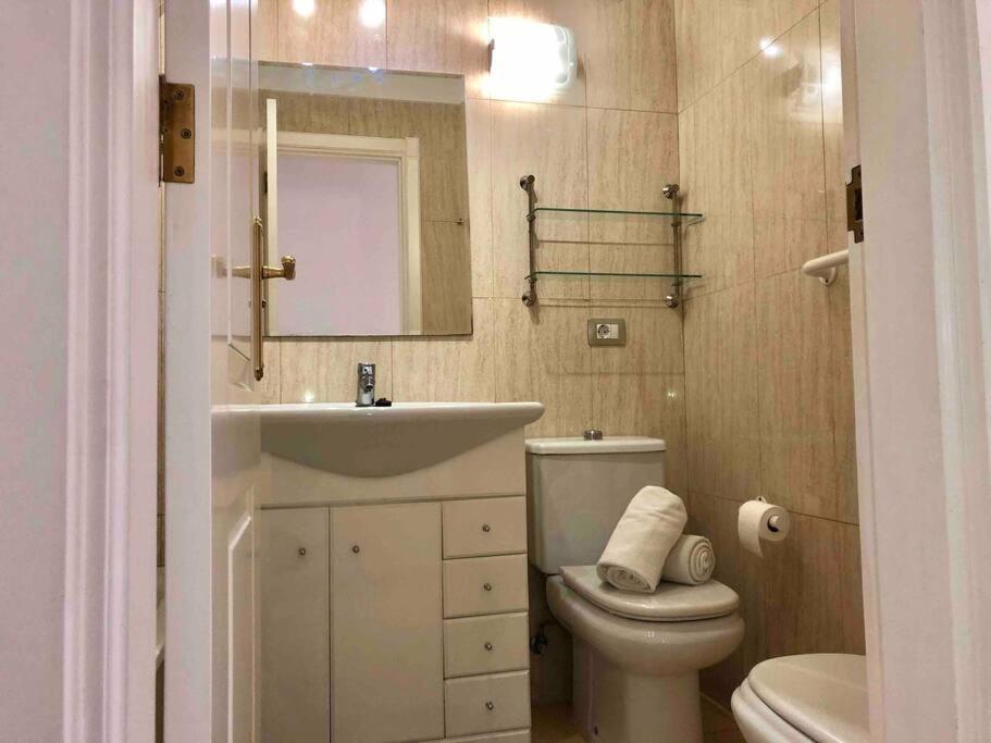 Luminoso Apartamento Con Piscina Y Parking