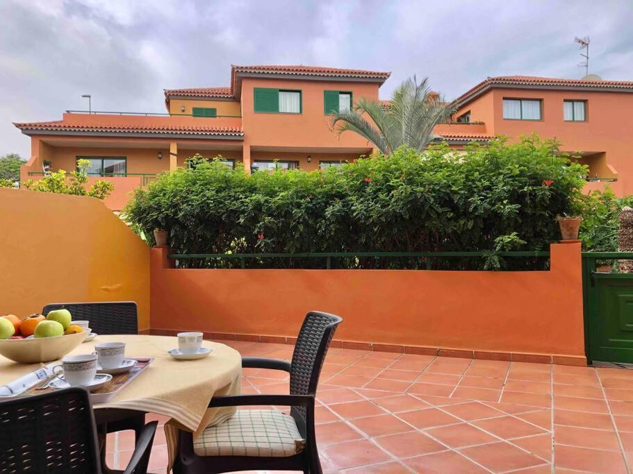 Luminoso Apartamento Con Piscina Y Parking Puerto de la Cruz (Tenerife)