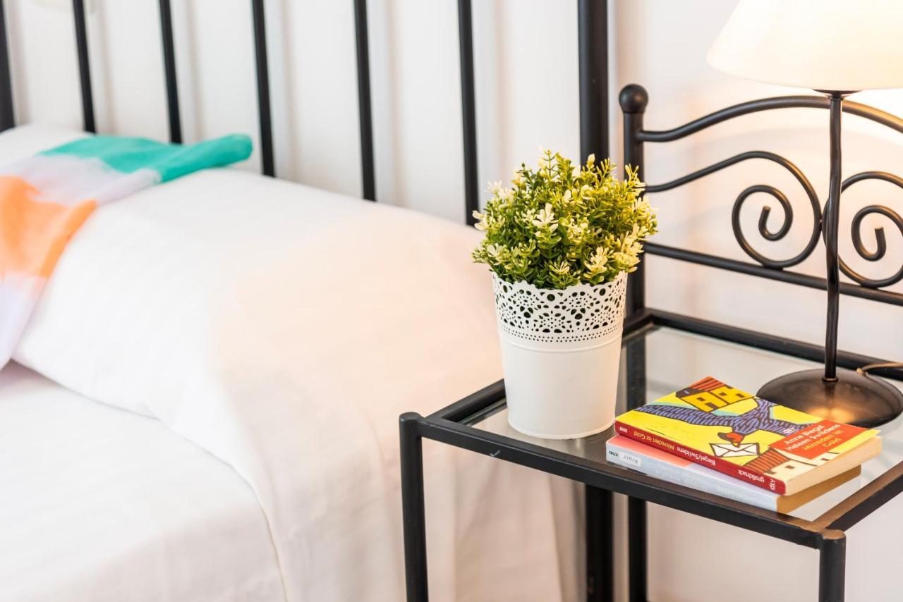 Apartment 17 Cristianos By The ,wifi *