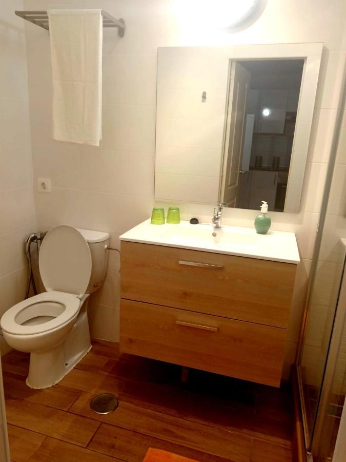 Apartment Modern Style With Quiet Surroundings *