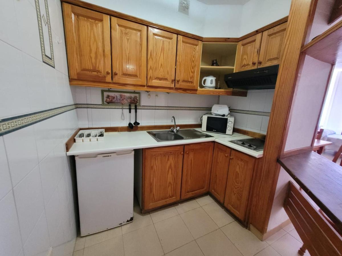 Appartement Immaculate 1-bed In Arona E308 *