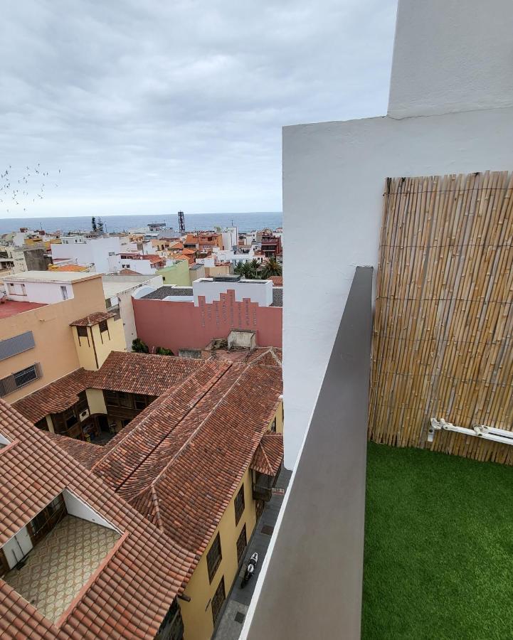 Ático con piscina en el centro Puerto de la Cruz - Edificio Girasol Apartamento