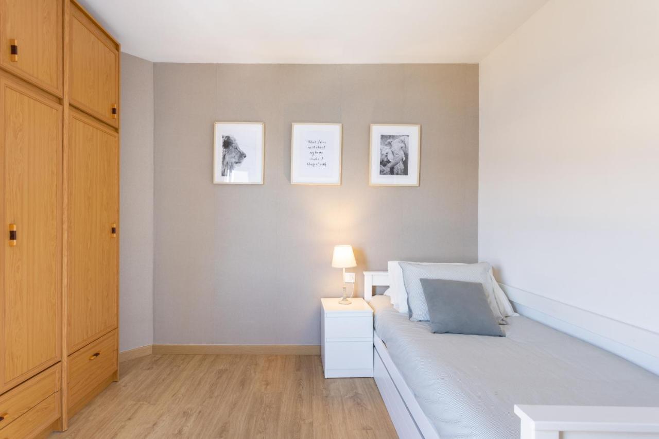 Home2book Comfy Beachfront Apartment