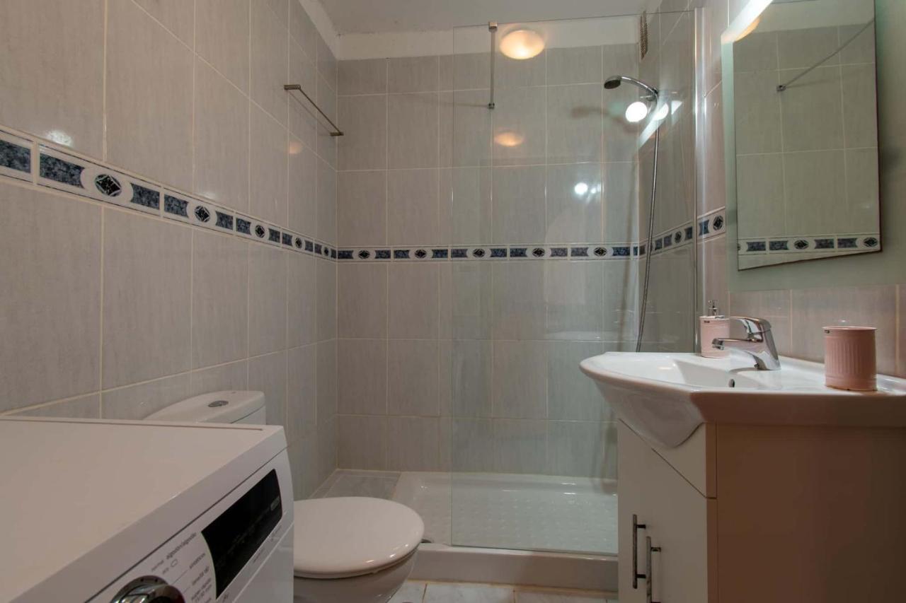 1 Bed Near The Pool * Playa de las Americas (Tenerife)