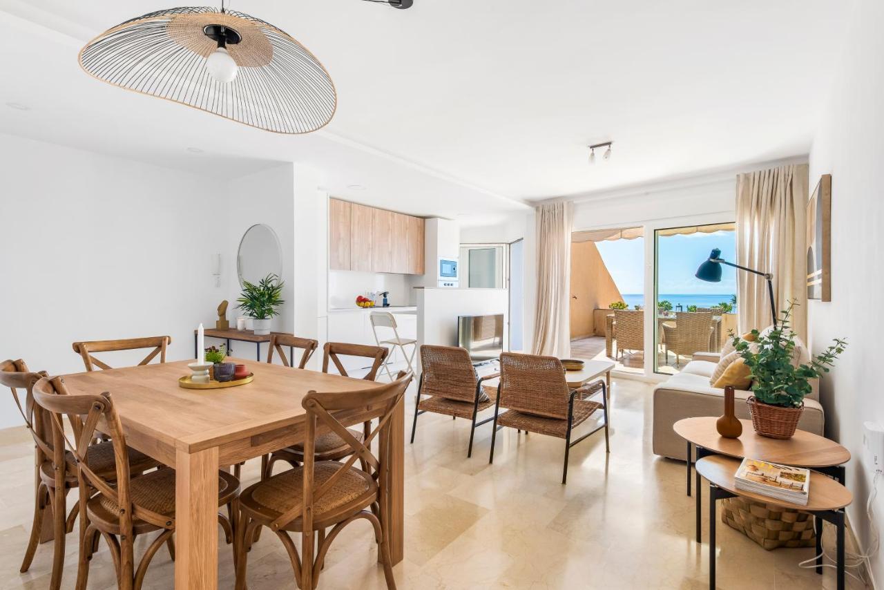Apartment With Terrace And Private Parking Radazul
